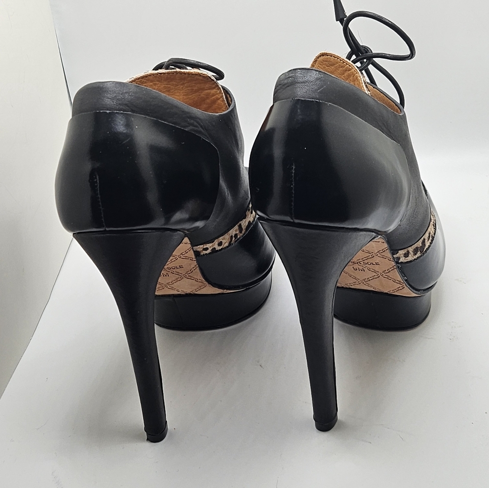 Leopard Accent Black Platform Heels - Picture 8 of 9
